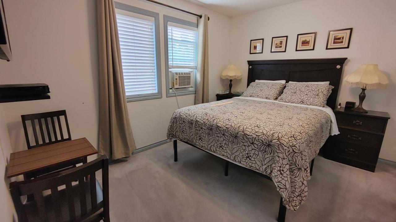 רבלסטוק Cornerstone Bed And Breakfast מראה חיצוני תמונה
