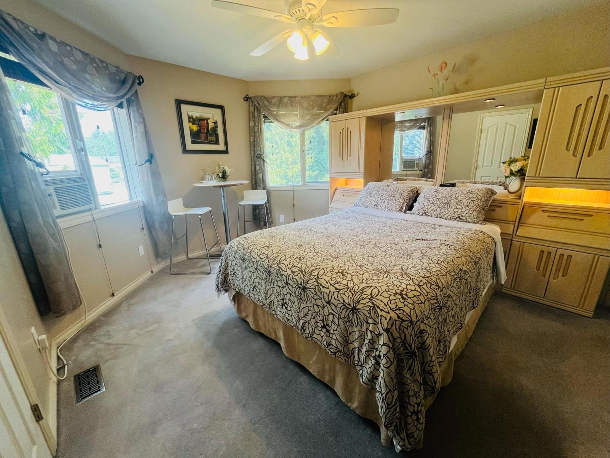 רבלסטוק Cornerstone Bed And Breakfast מראה חיצוני תמונה