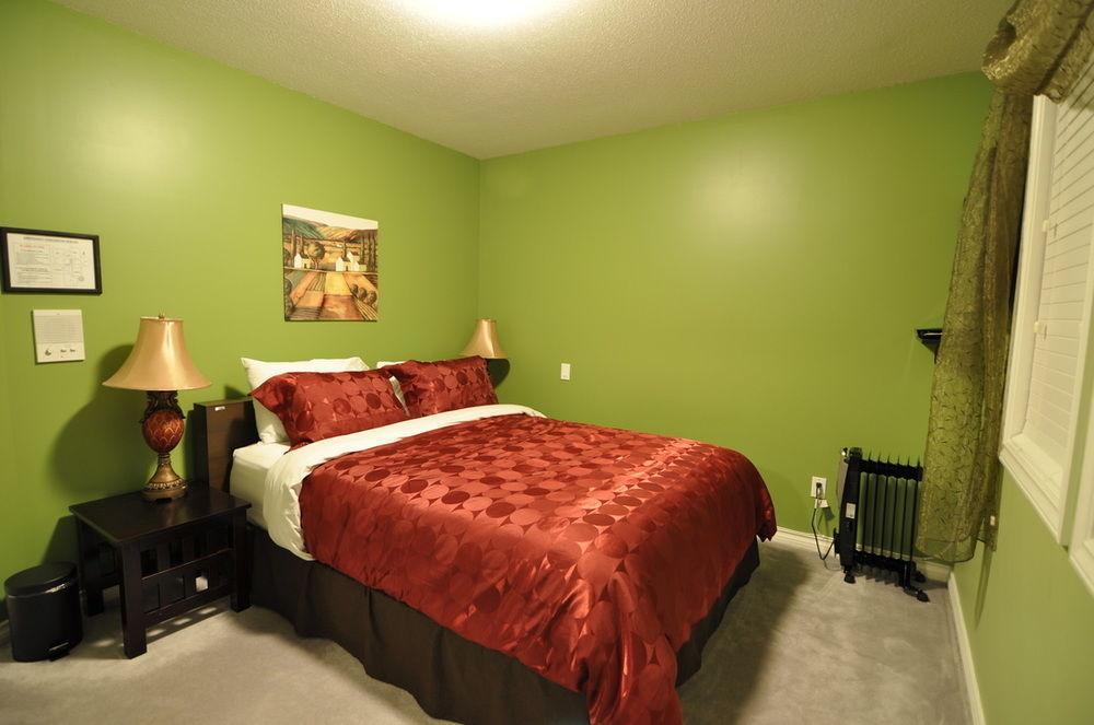 רבלסטוק Cornerstone Bed And Breakfast מראה חיצוני תמונה